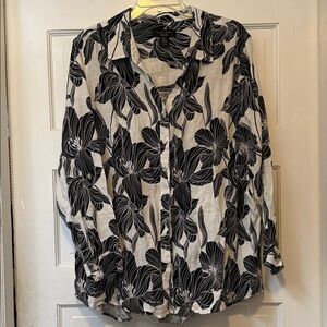 Plus Size 2X Tahari Black and White Floral Button Down Shirt